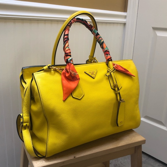 Prada Handbags - PRADA VITELLO Grain Leather Hand Bag Purse Satchel